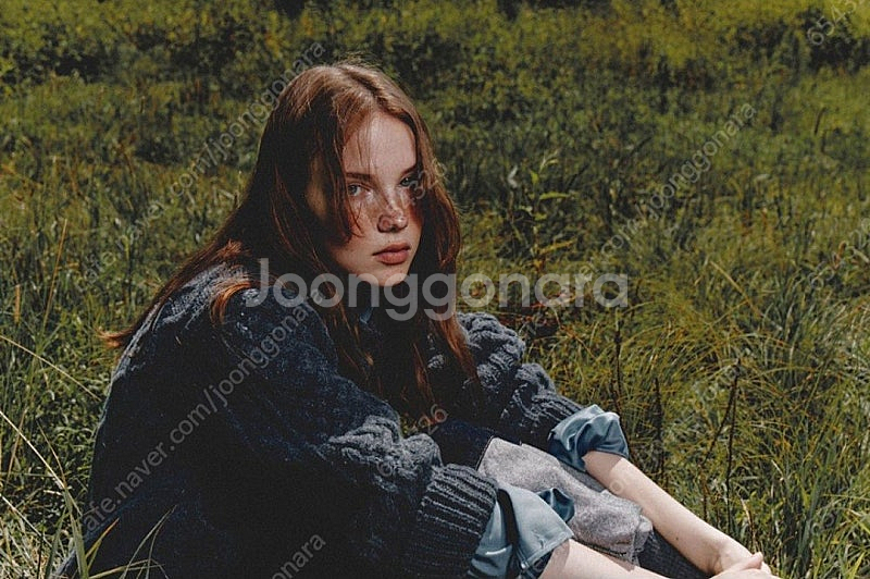 [새 제품]더 라이 케이블 라운드 가디건(차콜)--2