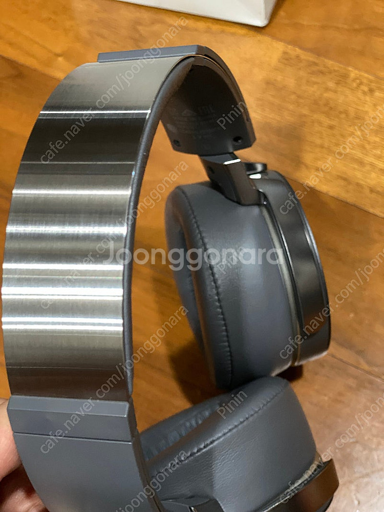 소니 무선 헤드폰 MDR-XB950BT--3