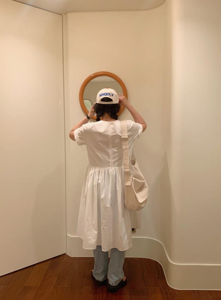 [새상품] 제작 플레어 셔링 코튼 반팔 화이트 원피스 이미지