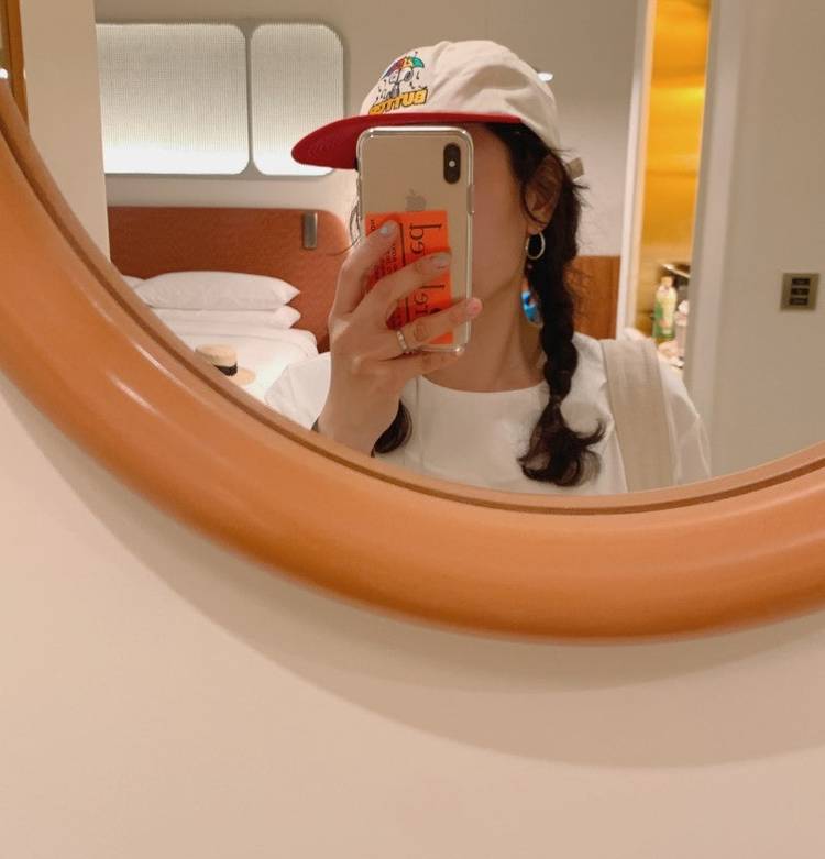 [새상품] 제작 플레어 셔링 코튼 반팔 화이트 원피스 이미지