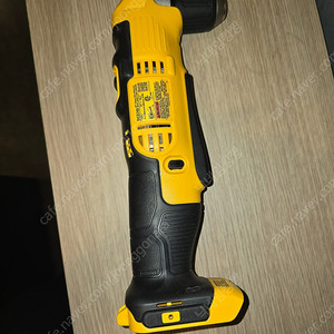 디월트 코너드릴 dcd740