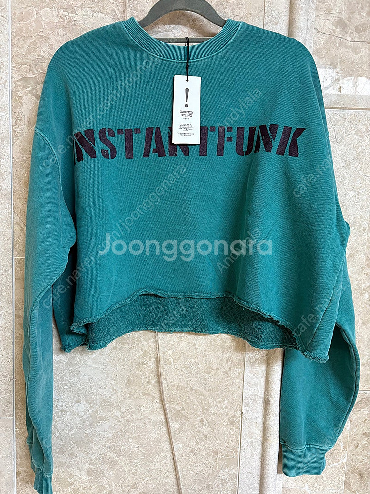 인스턴트펑크 크롭 티 보관만한제품--0