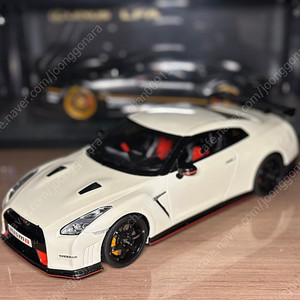 1:18 지티스피릿 GT-R R35 니스모 화이트
