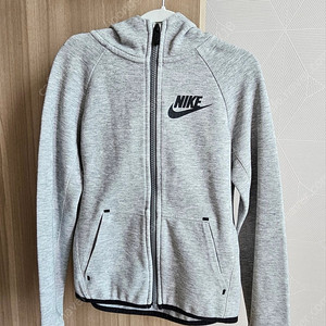 나이키키즈 후드 집업 110호 - 2만원