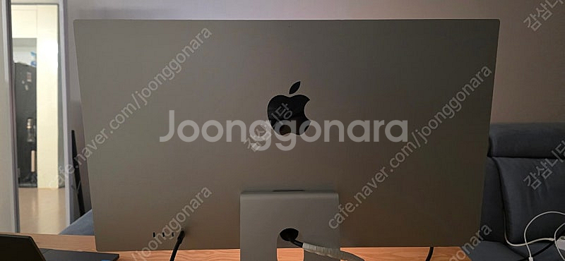 애플 스튜디오 디스플레이 기울기 조절 스탠드--3