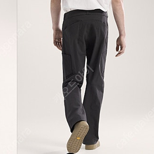 아크테릭스 크로닌 코튼 팬츠 판매합니다.