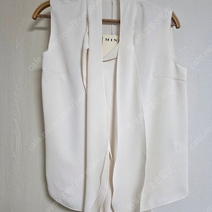 마인(MINE) 민소매 타이블라우스(55 Size.오프화이트)[새옷]