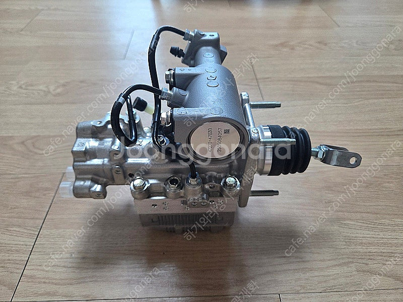 렉서스 ES300h AVV60 ABS 모듈--8
