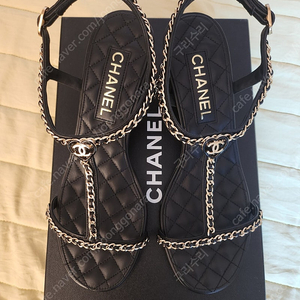 (새상품) 샤넬 블랙 레더 체인 샌들 39