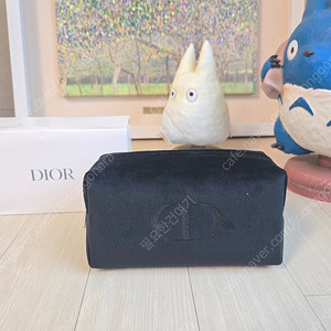 디올 DIOR 블랙 벨벳 파우치