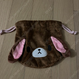 슈가바니즈 쿠로우사 가챠 파우치 팝니다