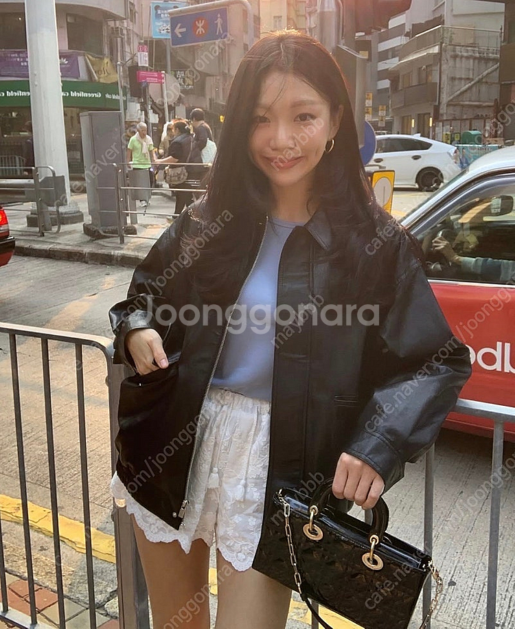 셀리앤리옹 캐주얼 레더 자켓 새상품 팝니다--4