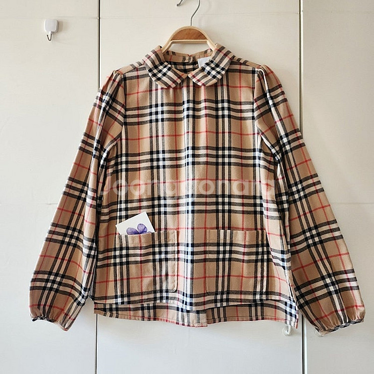 새상품급. 150호 (12y) 버버리칠드런 신형 뉴라벨 블라우스 / 키즈 주니어 여아 몽클레어 구찌 펜디 디올 셀린...--1