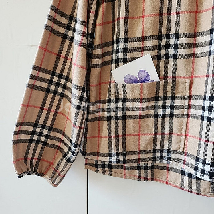 새상품급. 150호 (12y) 버버리칠드런 신형 뉴라벨 블라우스 / 키즈 주니어 여아 몽클레어 구찌 펜디 디올 셀린...--6