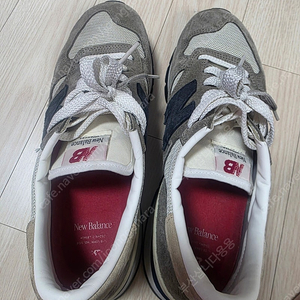 뉴발란스 990v1 올리브 275사이즈