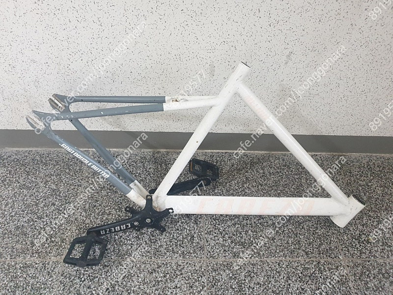 가격내림=자전거 프레임 (크랭크 및 페달 포함) 팝니다 (인천)--0