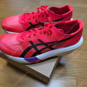 아식스 메타스피드 엣지 도쿄