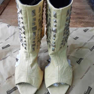 (새상품급) 소다 베아트리체 스터드힐