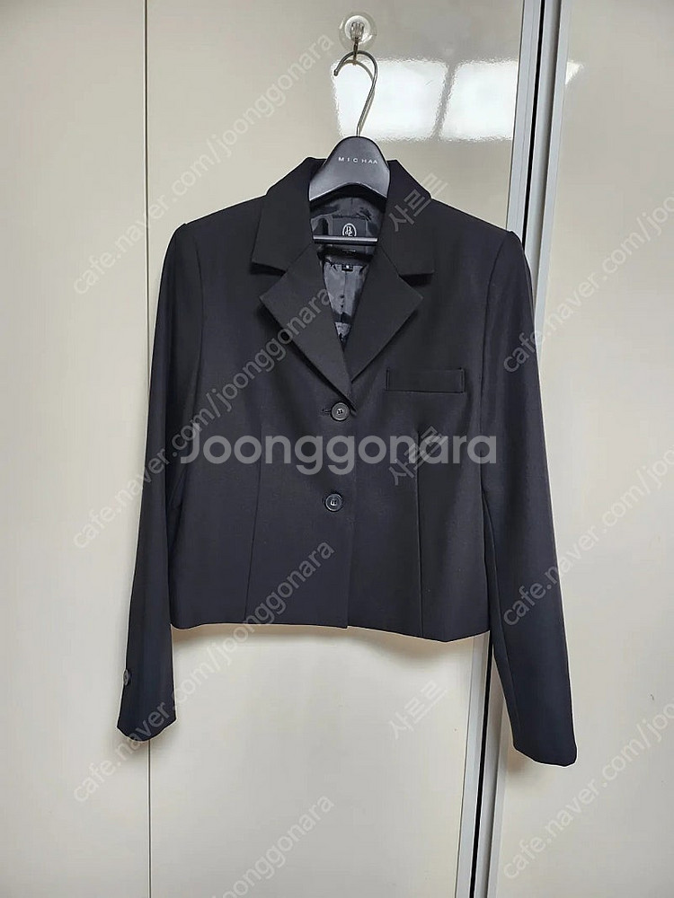 베니토 데일리 모먼트 크롭 자켓 S--5