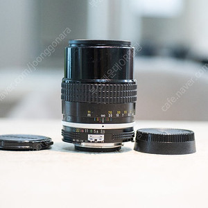 니콘 F마운트 수동렌즈 135mm AI렌즈 F3.5