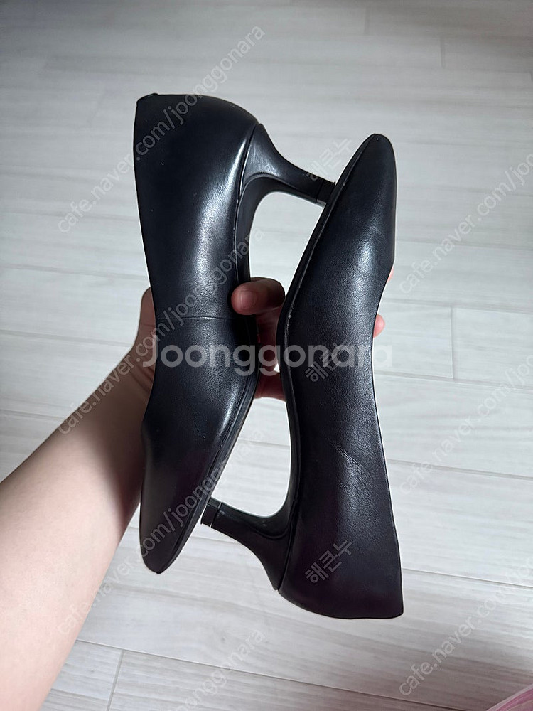 락포트 토탈모션 카리라 220 블랙 면접구두--2