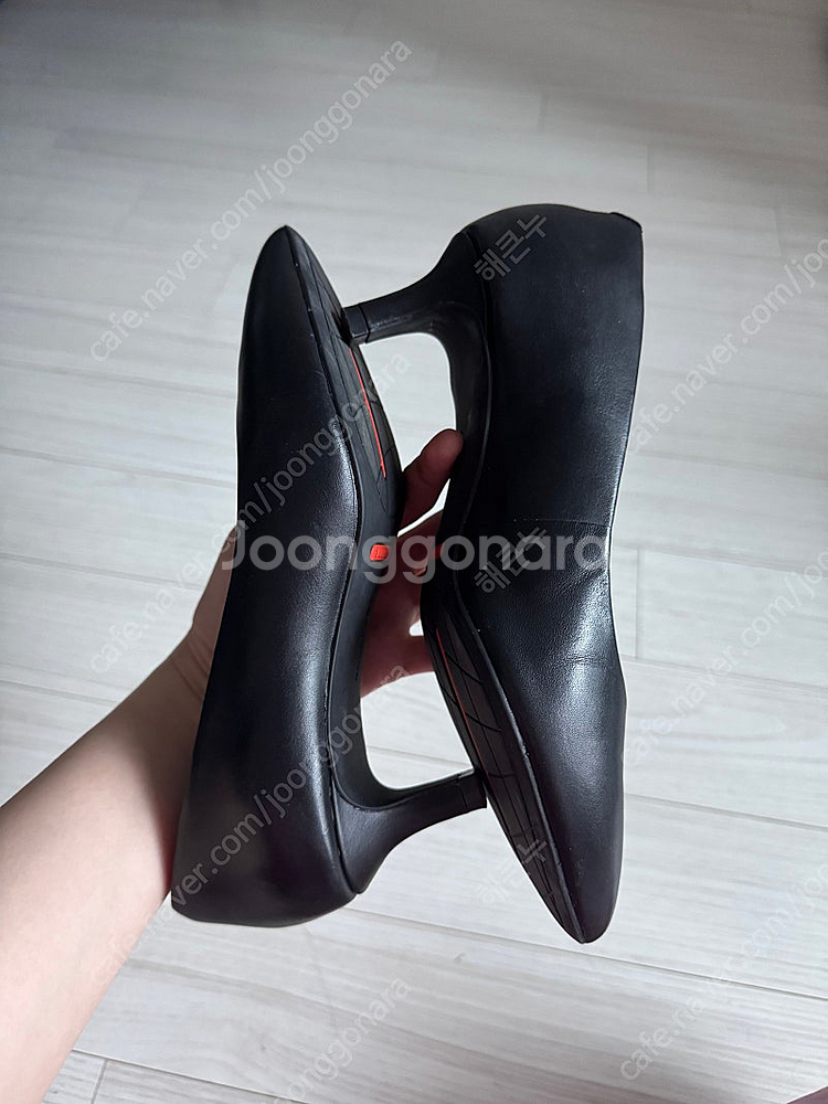 락포트 토탈모션 카리라 220 블랙 면접구두--3