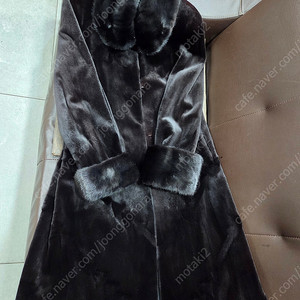 근화모피 로얄 쉬어드 롱 밍크코트