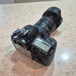 5d mark 3 + 24-70 신계륵 + 스피드카메라 580ex