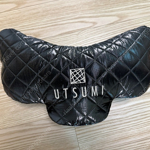 UTSUMI 우쯔미 크로와상 필로우 L 블랙 택포