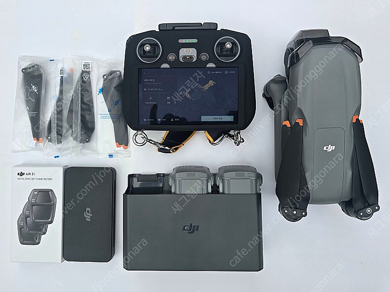 DJI 드론 AIR3S 플라이모어 콤보 RC2(2년 케어) 판매합니다.--0