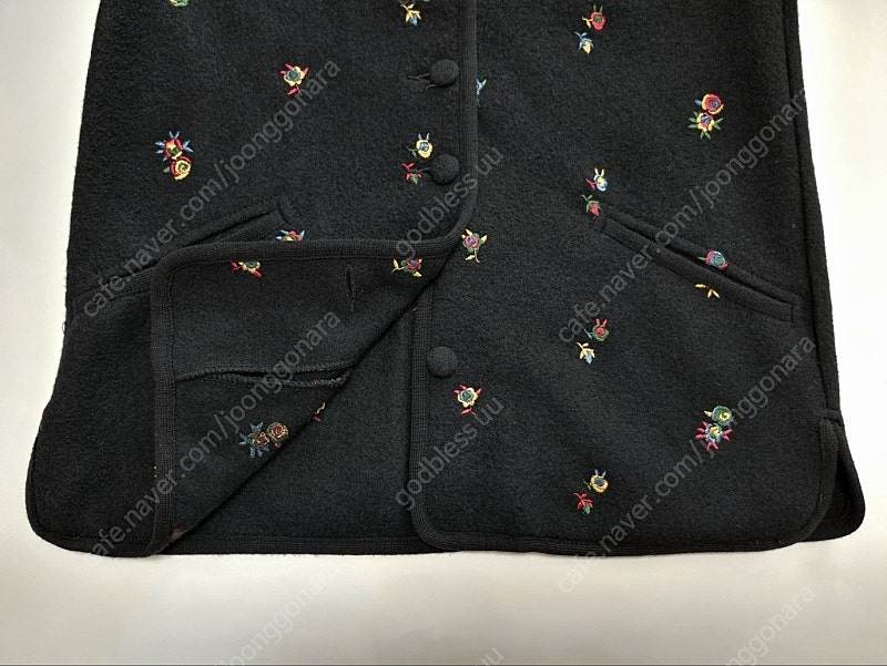 GEIGER 가이거 여성 자수 모직 가디건 (38)--4