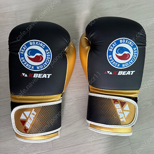 K-BEAT 복싱 글러브입니다.