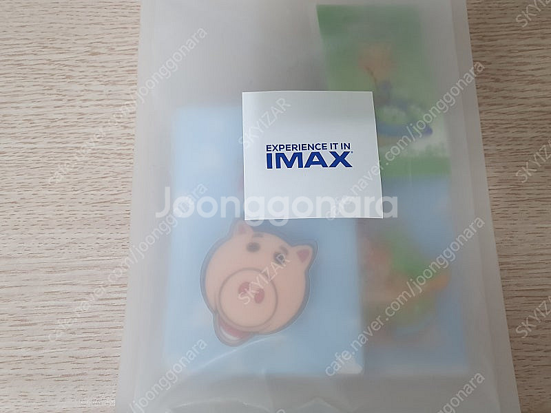 CGV 토이 스토리 굿즈 set (그립톡+마그넷+뱃지)...--2
