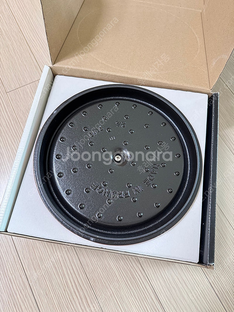 (새상품) 스타우브 꼬꼬떼 24cm 레드--2