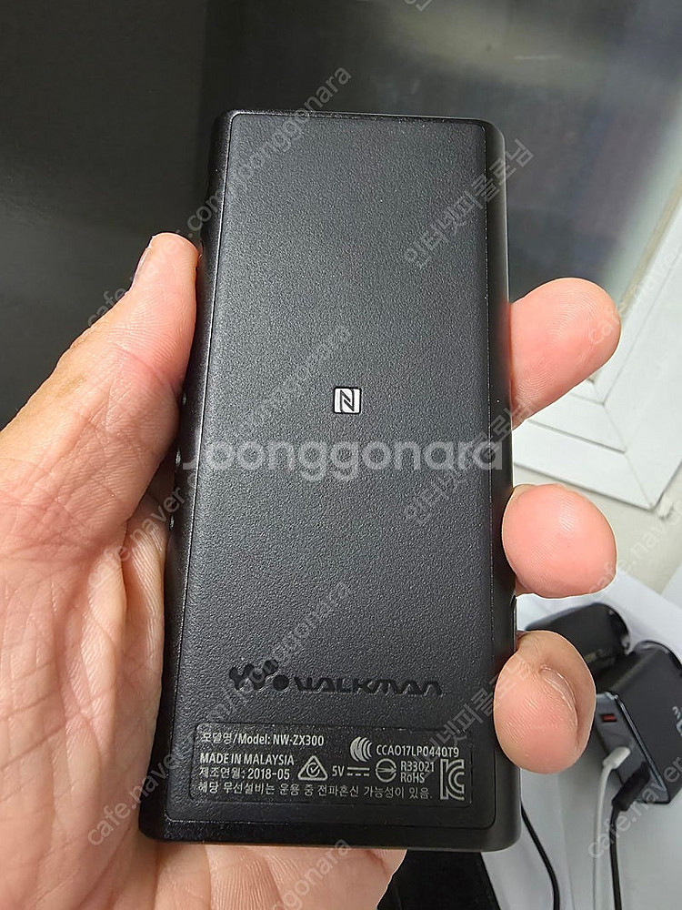 sony zx300 2018-05제조 판매합니다.--0