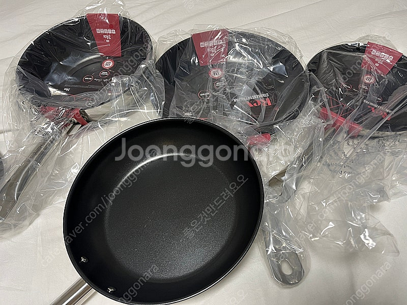 햄튼 프라이팬 4종세트 (프라이팬3개+궁중1개) 바닥스텐 , 코팅팬,인덕션 정가30만원--5