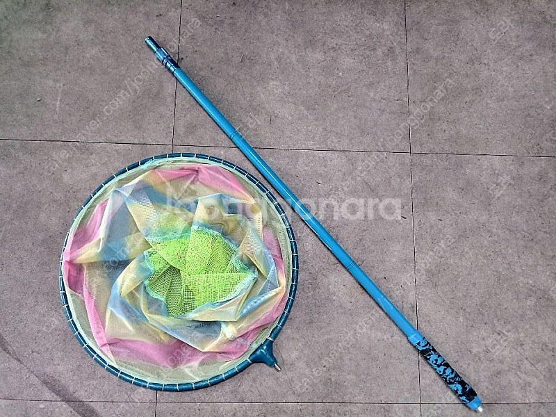 민물뜰체, 찌케이스, 편납홀더, 잉어바늘, 살림망등 불용품--2