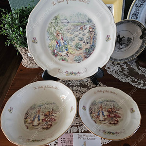 (새상품)일본 야마카 피터래빗 접시세트(3종)판매해요(택포)