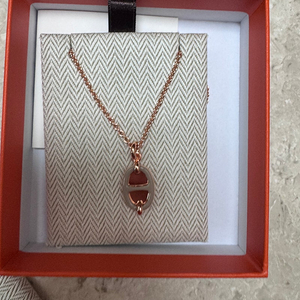 에르메스 목걸이 샹달