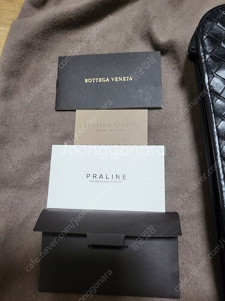 보테가 베네타 인트레치아토 클러치 블랙L--1