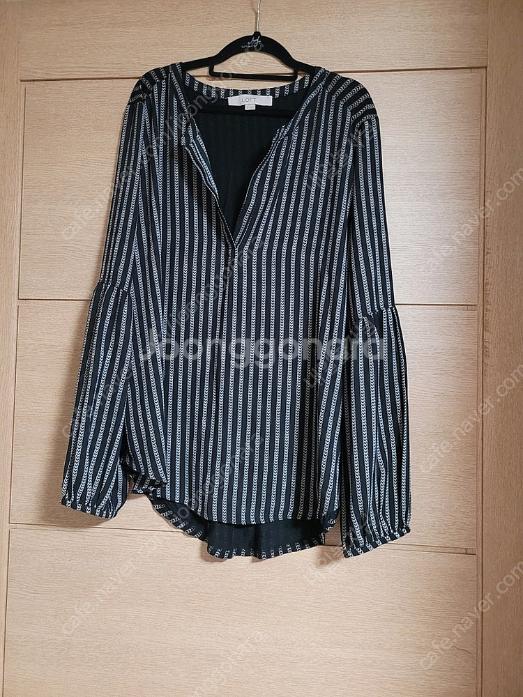 스트라이프 블라우스--0