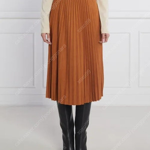 [DKNY] *새상품* 플리츠 스커트