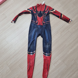 스파이더맨 코스튬 및 장비