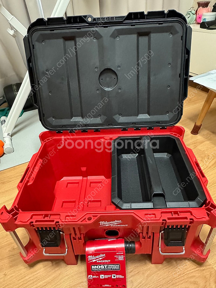(가격다운) 밀워키 툴박스 두세트 판매 합니다.--1