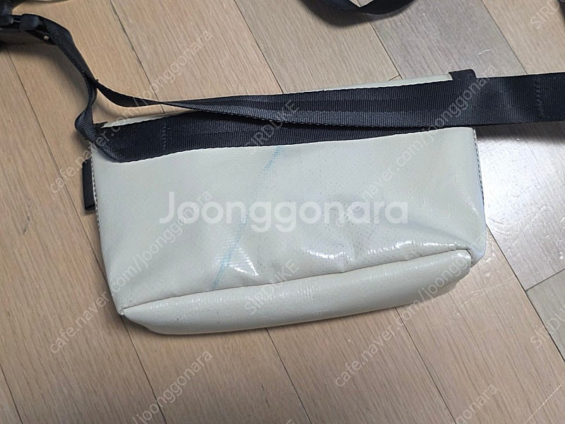 프라이탁 제이미 화이트--1