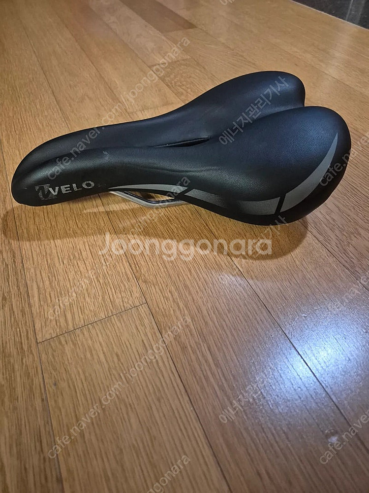자전거 안장 팝니다--1