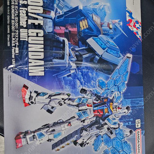 오사카엑스포 건프라 RX78F00/E 글라스페더 건담