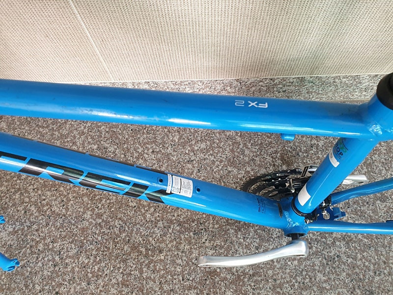 트렉 FX2 하이브리드 자전거+생활형 풀샥 MTB 자전거 프레임(트렉 데칼) 이미지