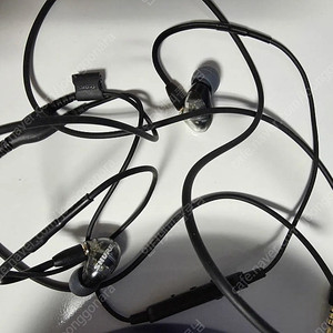shure aonic4 판매합니다