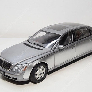 1:18 오토아트 마이바흐 62 실버